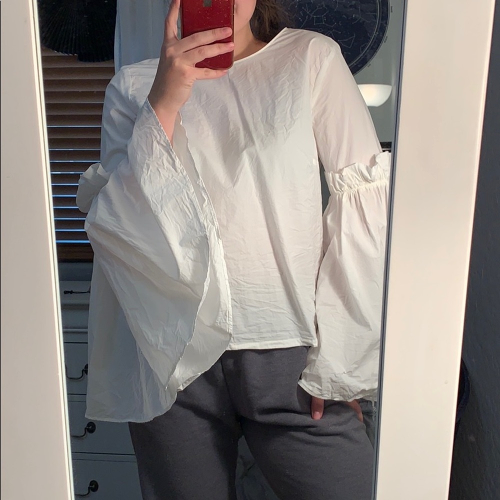 Gianna Bini Bell Sleeve Top